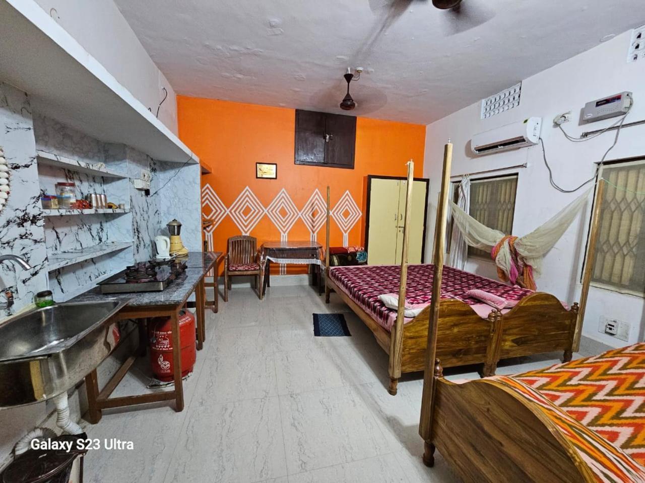 Sudha Kutir Puri Apartamento Exterior foto